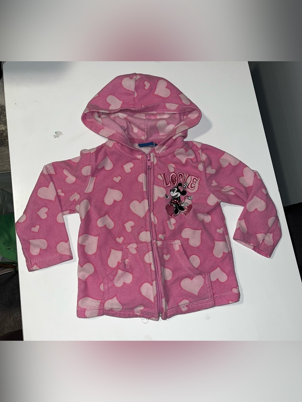 Vintage Disney Youth size 2T Minnie Mouse ‘Hearts’ Sweatshirt